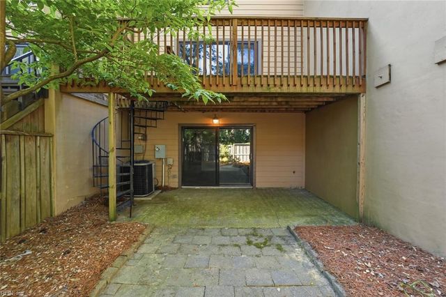 2203 Hermit Thrush LN, Virginia Beach, VA 23455