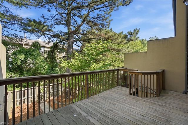 2203 Hermit Thrush LN, Virginia Beach, VA 23455