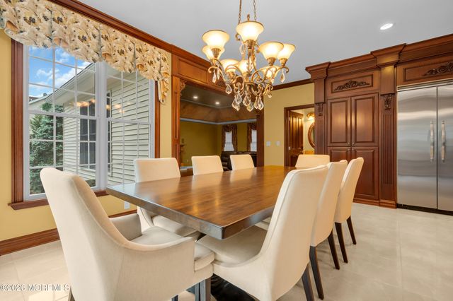 24 Alexis Drive, Farmingdale, NJ 07727