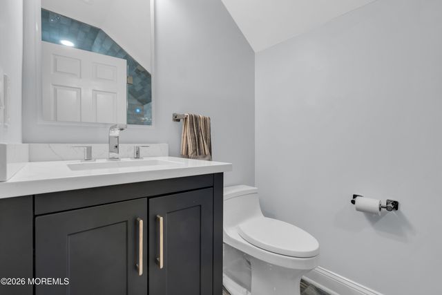 24 Alexis Drive, Farmingdale, NJ 07727
