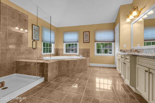24 Alexis Drive, Farmingdale, NJ 07727