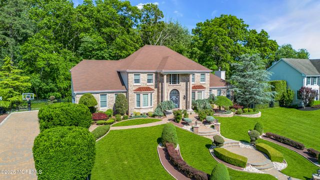 24 Alexis Drive, Farmingdale, NJ 07727