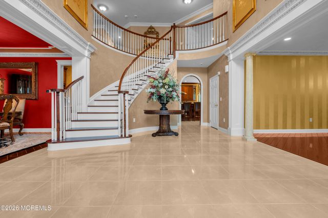 24 Alexis Drive, Farmingdale, NJ 07727