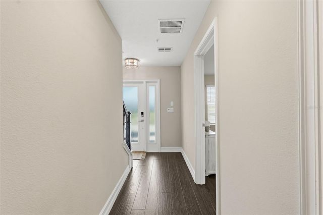 4921 W PAUL AVENUE 5, Tampa, FL 33611