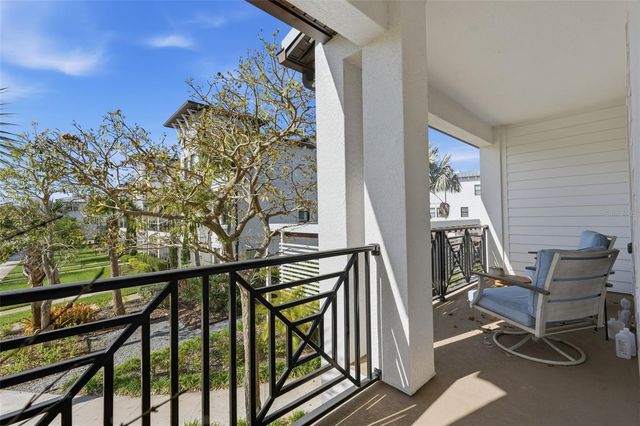 4921 W PAUL AVENUE 5, Tampa, FL 33611