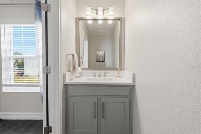 4921 W PAUL AVENUE 5, Tampa, FL 33611