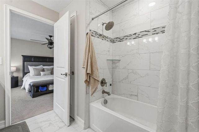 4921 W PAUL AVENUE 5, Tampa, FL 33611