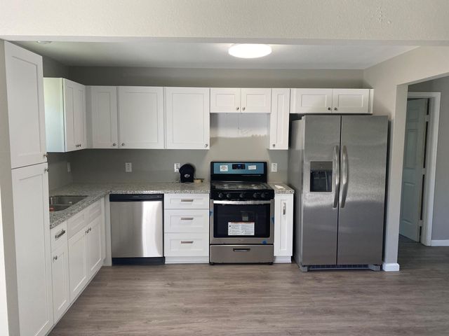 5962 Southwind Street, Houston, TX 77033
