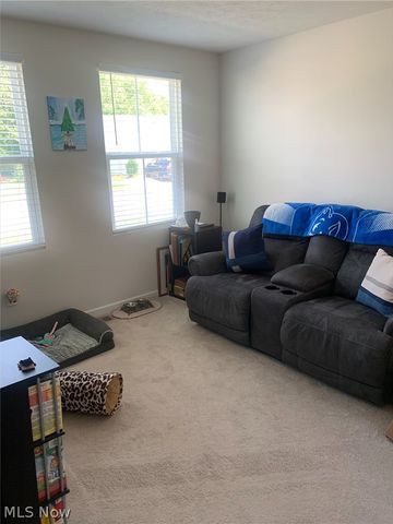 2608 Bishop Oval, Barberton, OH 44203