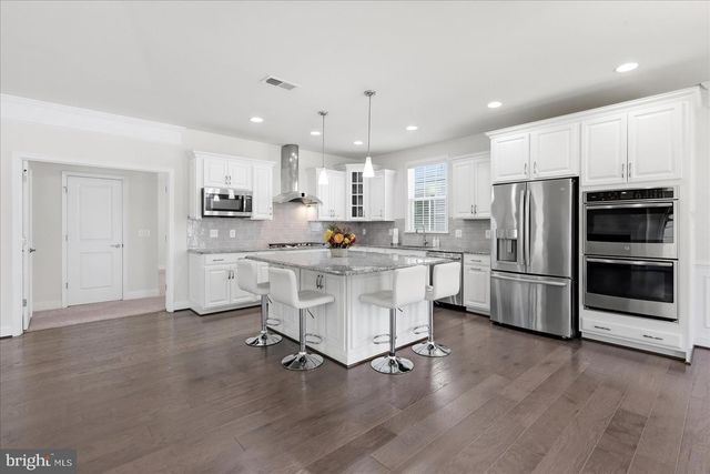 7922 ASHLAND DR, Alexandria, VA 22315