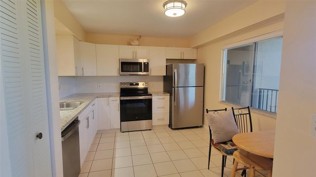 901 SW 141st Avenue 406M, Pembroke Pines, FL 33027