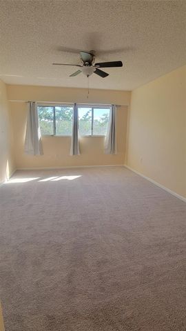 901 SW 141st Avenue 406M, Pembroke Pines, FL 33027