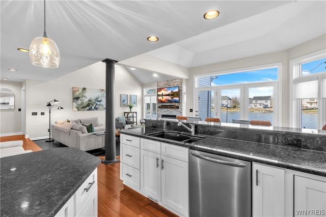 52 Brynstone Court, Amherst, NY 14228