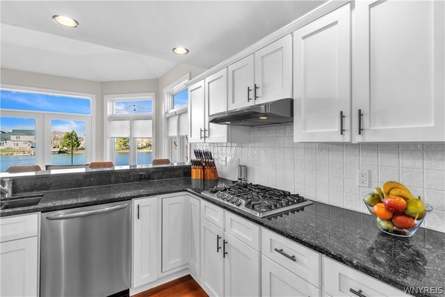 52 Brynstone Court, Amherst, NY 14228