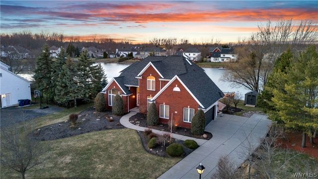 52 Brynstone Court, Amherst, NY 14228