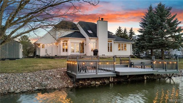 52 Brynstone Court, Amherst, NY 14228