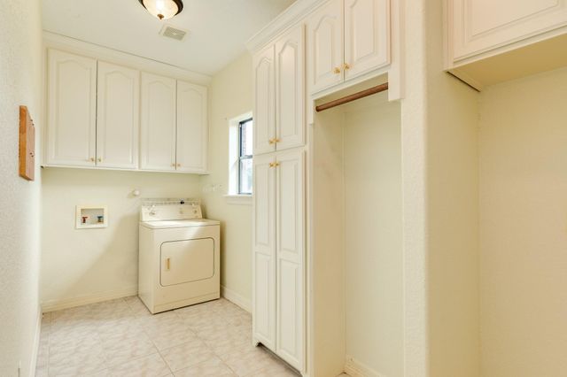 120 Mallard Drive, Clute, TX 77531