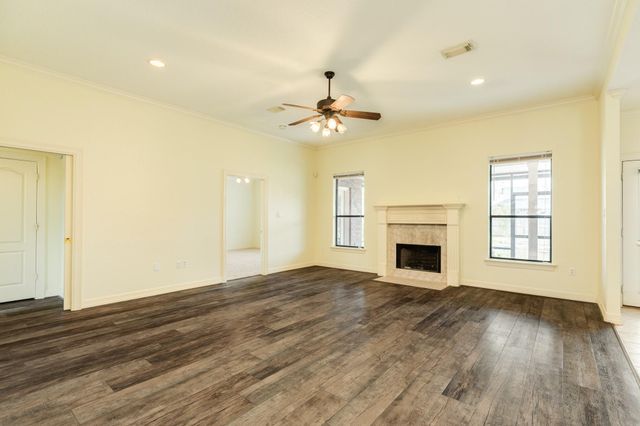 120 Mallard Drive, Clute, TX 77531