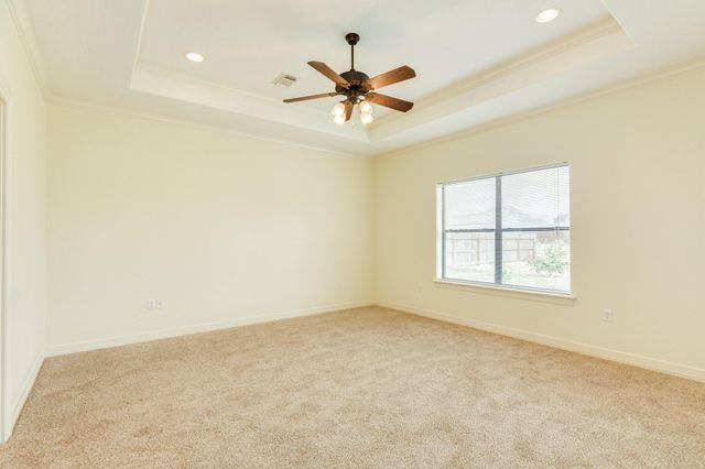 120 Mallard Drive, Clute, TX 77531