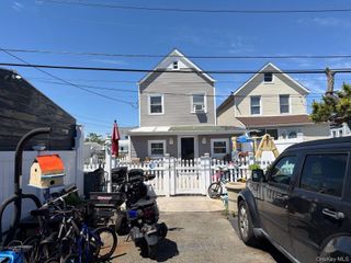 4 Bayview Avenue, Howard Beach, NY 11414