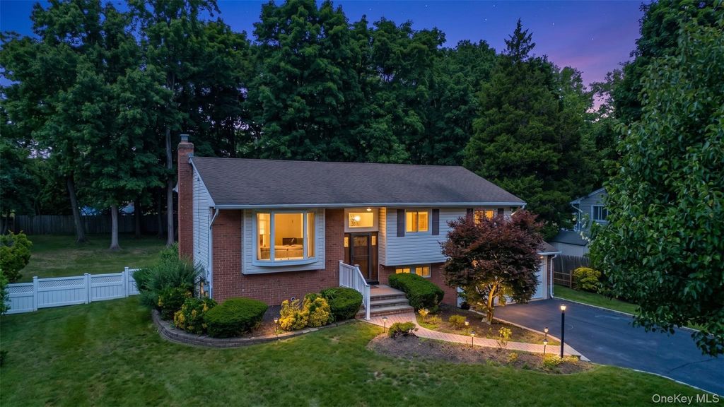 259 Burr Road, East Northport, NY 11731