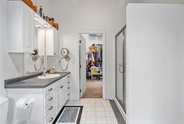 90 Kingman St, Taunton, MA 02718