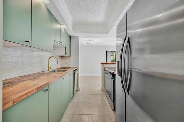 776 116TH AVENUE N 1105, St Petersburg, FL 33716