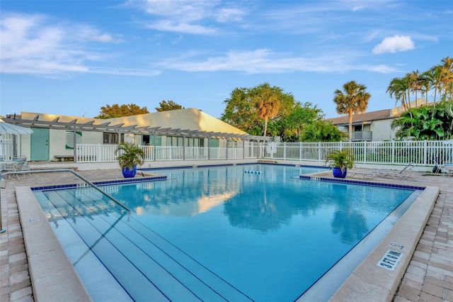 776 116TH AVENUE N 1105, St Petersburg, FL 33716