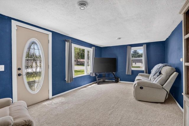 2416 Kellogg Avenue, Janesville, WI 53546