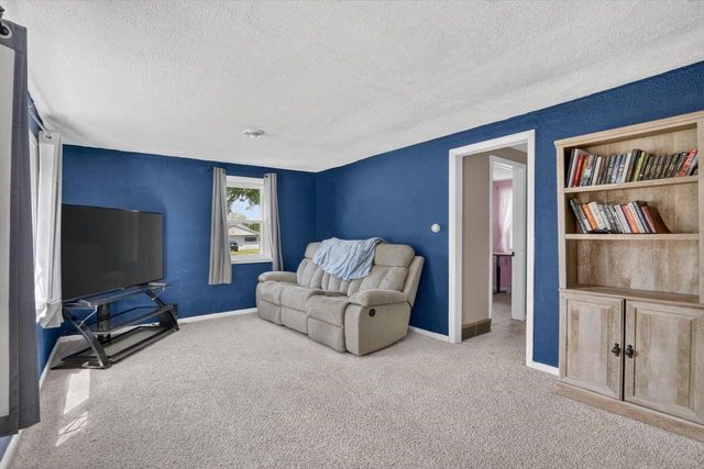2416 Kellogg Avenue, Janesville, WI 53546