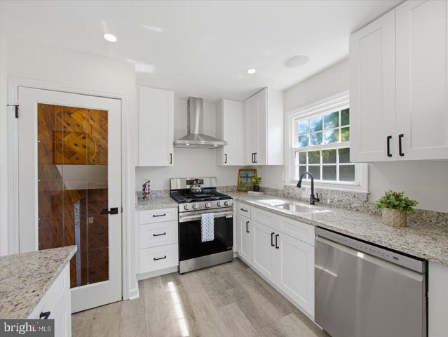 101 HADDON RD, Somers Point, NJ 08244