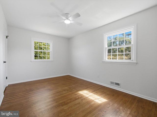 101 HADDON RD, Somers Point, NJ 08244