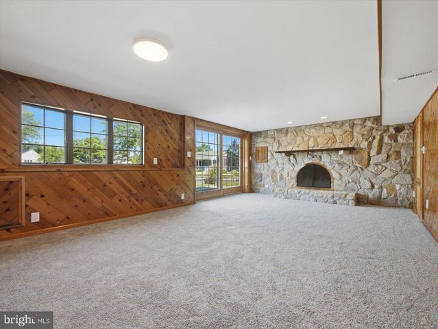 101 HADDON RD, Somers Point, NJ 08244