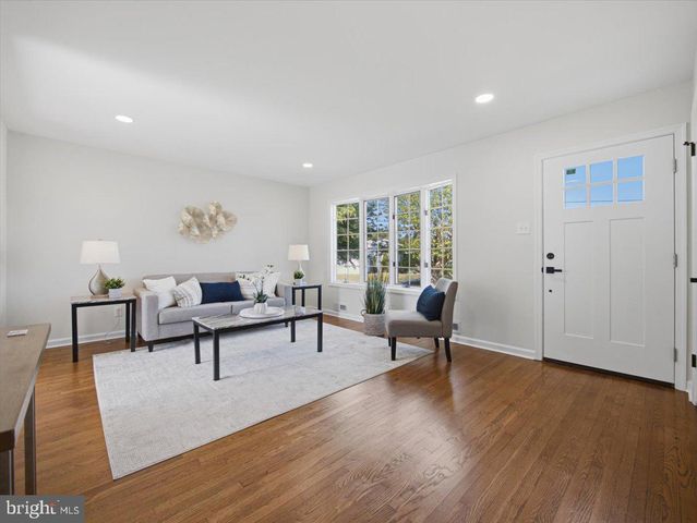 101 HADDON RD, Somers Point, NJ 08244