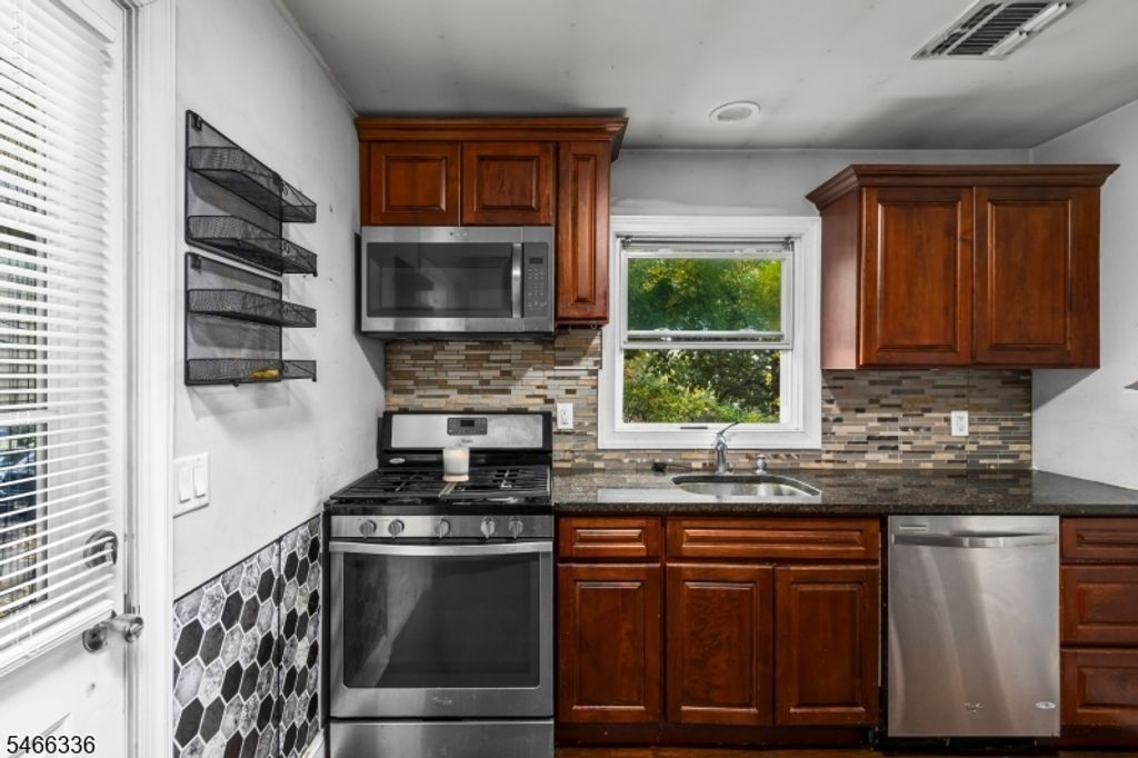 519 Davsel Rd, Roxbury Twp., NJ 07850 — photo 4