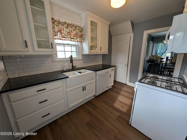 5010 Laughlin Ave, Louisville, KY 40214