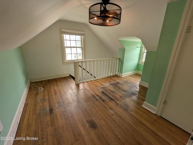 5010 Laughlin Ave, Louisville, KY 40214