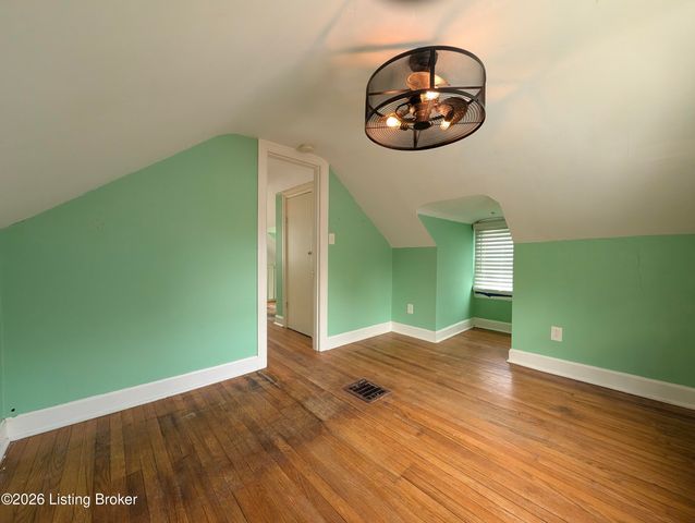 5010 Laughlin Ave, Louisville, KY 40214