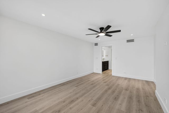 136 Lakeshore Drive, North Palm Beach, FL 33408