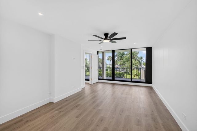 136 Lakeshore Drive, North Palm Beach, FL 33408