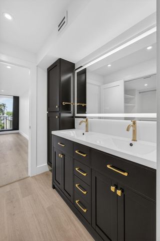 136 Lakeshore Drive, North Palm Beach, FL 33408
