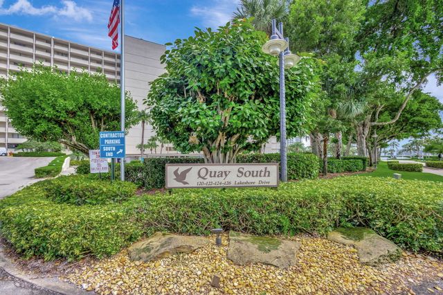 136 Lakeshore Drive, North Palm Beach, FL 33408