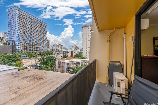 2425 Kuhio Avenue 608, Honolulu, HI 96815