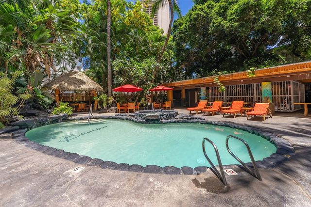 2425 Kuhio Avenue 608, Honolulu, HI 96815