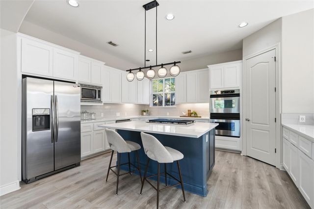 4331 Canoas DR, Austin, TX 78730