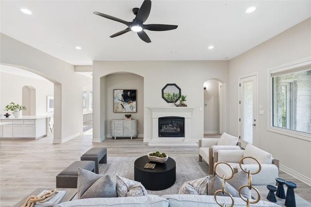 4331 Canoas DR, Austin, TX 78730