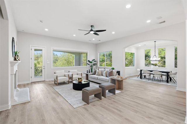 4331 Canoas DR, Austin, TX 78730