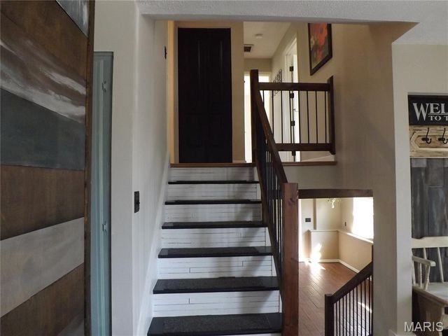5697 Lake Tishomingo Road, Hillsboro, MO 63050