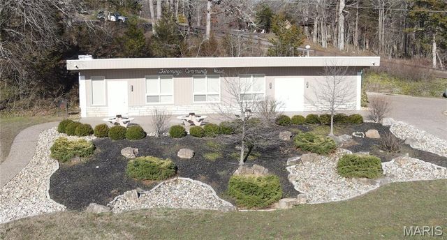 5697 Lake Tishomingo Road, Hillsboro, MO 63050