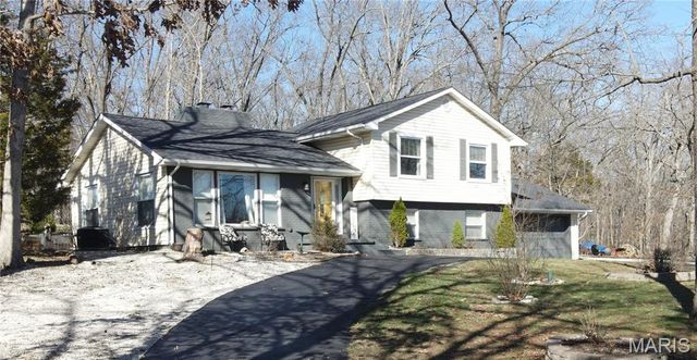 5697 Lake Tishomingo Road, Hillsboro, MO 63050